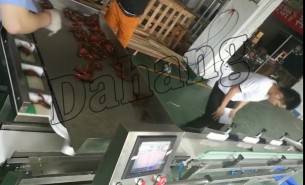 重量分選機(jī)促進(jìn)了小龍蝦產(chǎn)業(yè)巨頭時代的來臨！